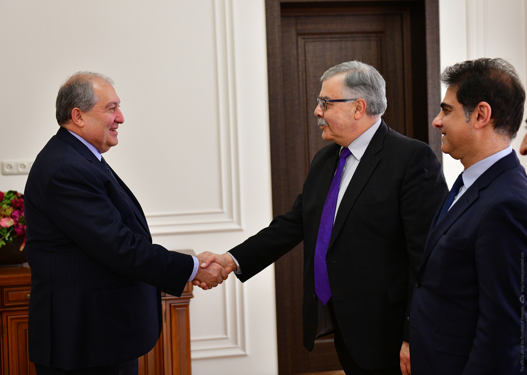 Նախագահը հանդիպել է ՀՅԴ բյուրոյի նորընտիր անդամների հետ
