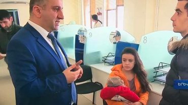 Միչև 16 տարեկան երեխայի անձնագիր ստանալու դեպքում մյուս ծնողի և երեխայի ներկայությունն անձնագրային ծառայությունում պարտադիր չէ