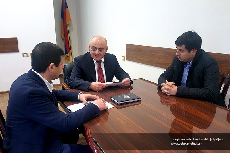 ՊԵԿ-ը երկու տնտեսվարողի օրինապահ հարկ վճարողի հավաստագիր է շնորհել
