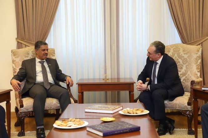 Զոհրաբ Մնացականյանը դիվանագիտական առաքելության ավարտի կապակցությամբ ընդունել է ԱՄԷ-ի դեսպանին