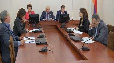 Երևանի ավագանու երեք անդամ հրաժարվել է մանդատից