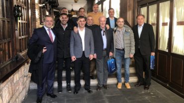 ՀՀՖ հավաքականի մարզիչը հանդիպել է Իսպանիայի հավաքականի նախկին գլխավոր մարզչի հետ