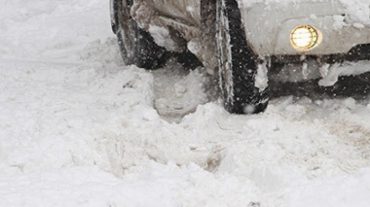 Մեղրիի ավտոճանապարհներին ձյուն է տեղում