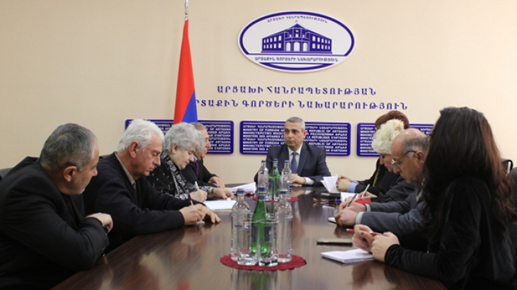 Մասիս Մայիլյանը ՀԿ-ների ներկայացուցիչներին ներկայացրել է Արցախի արտաքին քաղաքականության առաջնահերթությունները