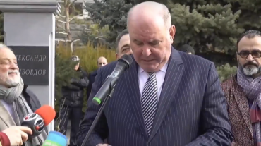 Նա ցնցվել էր Ձեր երկրի պատմությամբ, մշակույթով. Գրիգորի Կարասինը մասնակցել է Գրիբոյեդովի կիսանդրու բացմանը