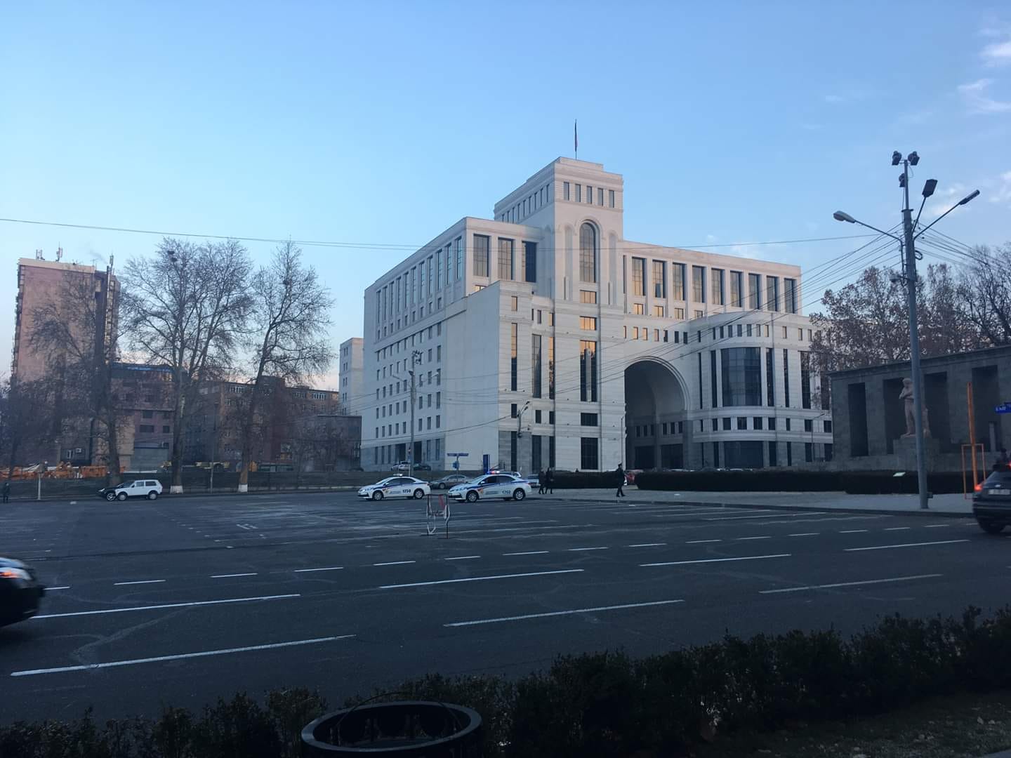 Շահումյան հրապարակն առանց մեքենաների