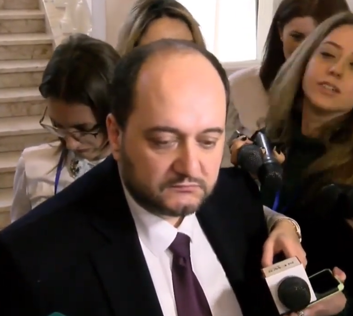 Գործարարը կադրերի պատրաստման հարցում պետական աջակցություն խնդրեց, նախարարը խոստացավ օգնել