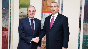 Զոհրաբ Մնացականյանը հանդիպել է Մասիս Մայիլյանին