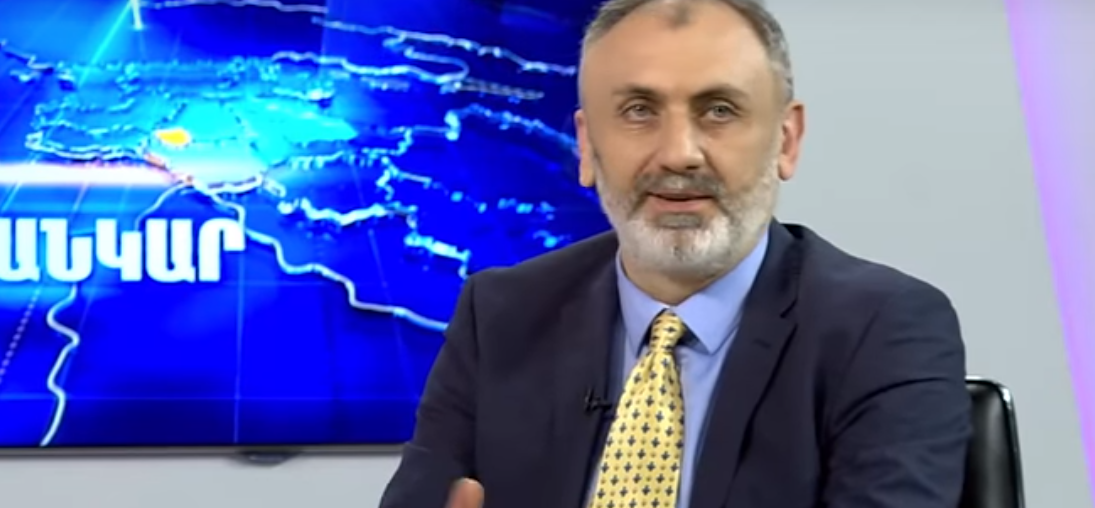 Հիացած  եմ, երբ Լիլիթ Մակունցը սկսեց  բալիկի համար գիրք կարդալ. Արմեն Մարտիրոսյան