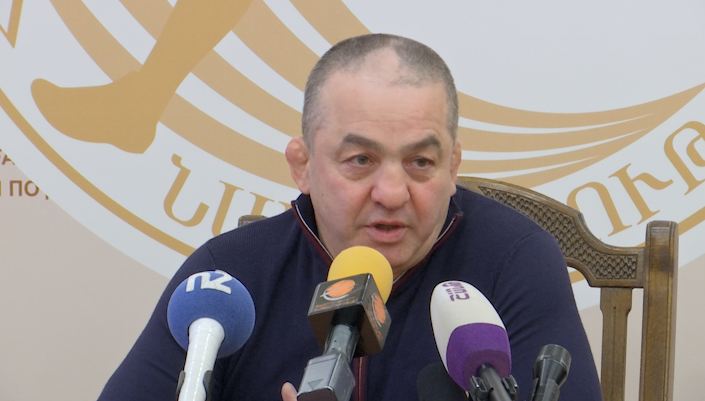 Նման պատգամավորներ շատ են պետք մեր hանրապետությանը. Լևոն Ջուլֆալակյանը՝ որդու մասին