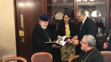 Պաշտոնական ընդունելություն նահանգապետարանում` ի պատիվ Ամենայն Հայոց Կաթողիկոսի