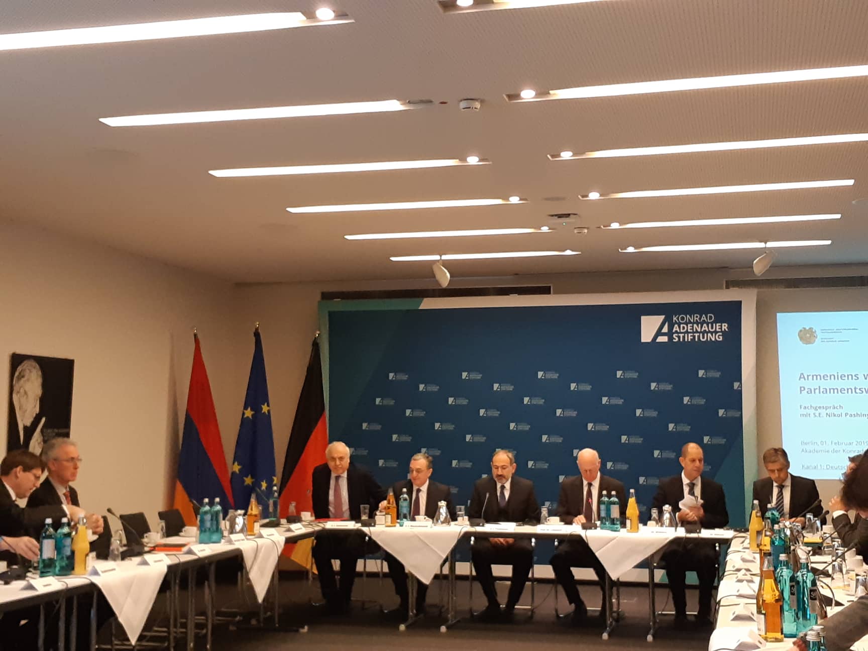 Հայաստանը կարող է առանցքային դերակատարություն ունենալ որպես ԵՄ և ԵԱՏՄ շուկաները կապող տնտեսական կամուրջ. վարչապետի ելույթը «Կոնրադ Ադենաուեր» հիմնադրամում