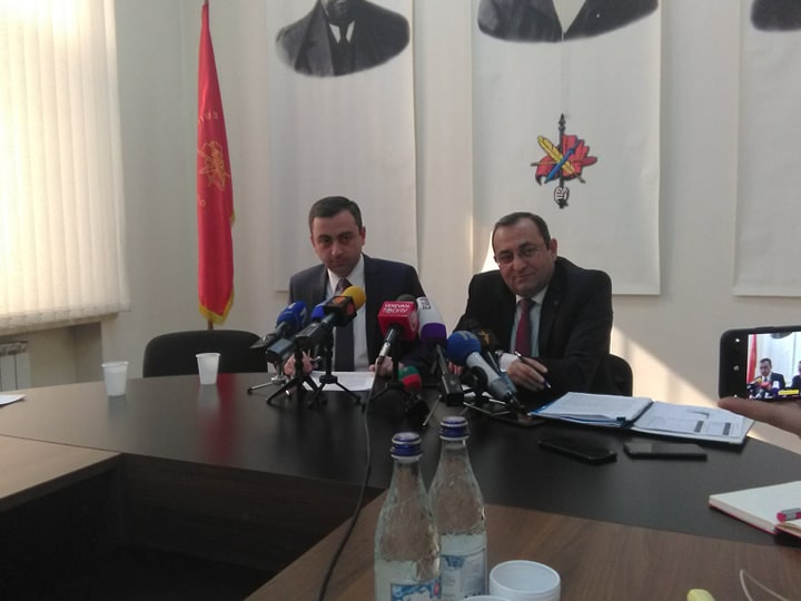 Լավ տնտեսություն ունենալն է Արցախի հարցը կարգավորելու հիմքը. Արծվիկ Մինասյանը` կառավարության ծրագրի թերությունների մասին
