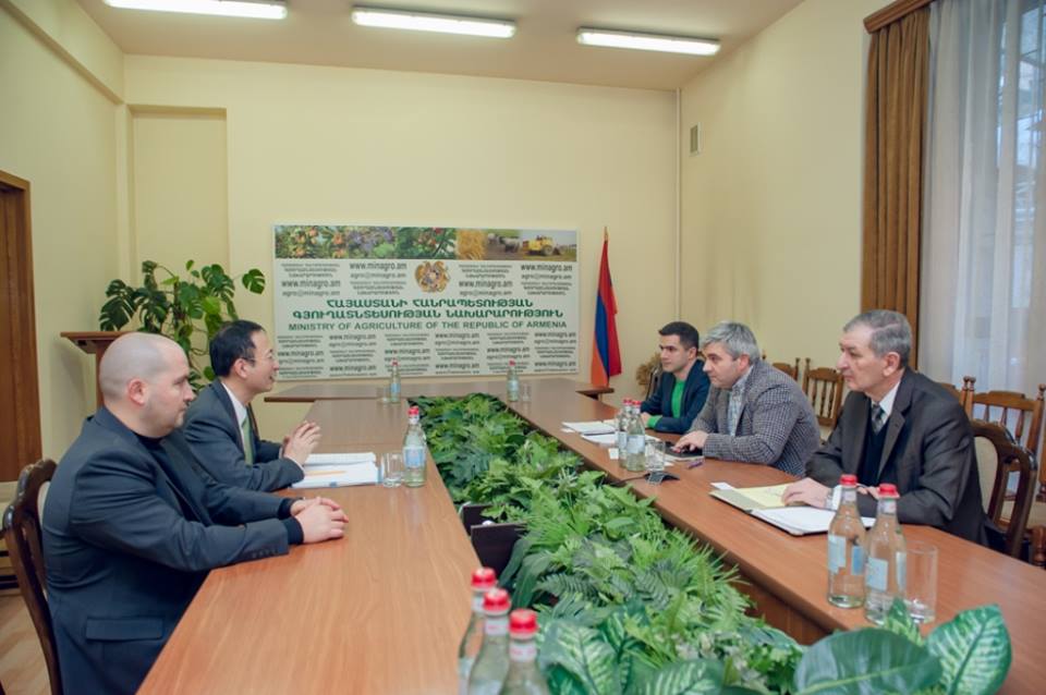 Արտակ Քամալյանը ԱՄՀ ներկայացուցչի հետ քննարկել է գյուղատնտեսության ոլորտի ուղղությունները