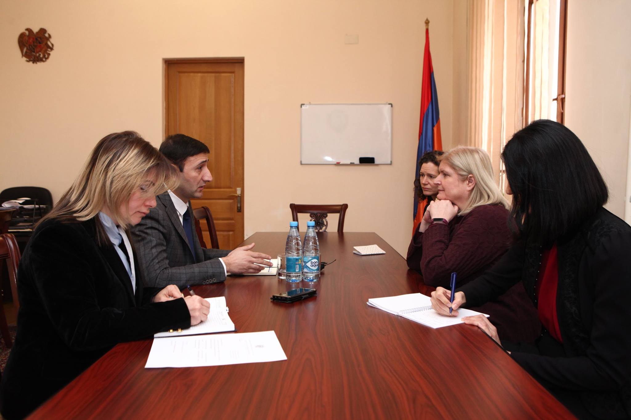 Միացյալ Թագավորությունը պատրաստ է աջակցել Հայաստանին ժողովրդավարության ամրապնդման գործում. ՀՀ-ում Մեծ Բրիտանիայի դեսպան