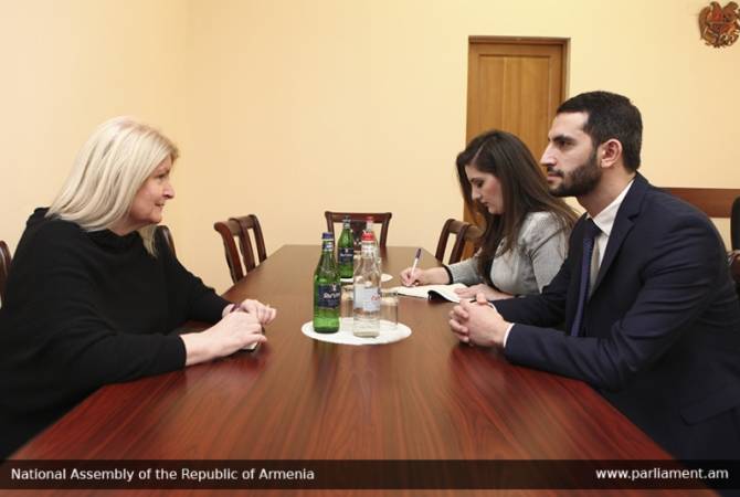 Ռուբեն Ռուբինյանը և ՀՀ-ում Միացյալ Թագավորության դեսպանը կարևորել են երկու պետությունների միջեւ արտաքին քաղաքականության հարցերի շուրջ փոխըմբռնումը