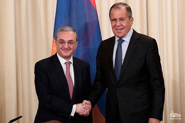 Լավրովը շնորհավորել է Մնացականյանին