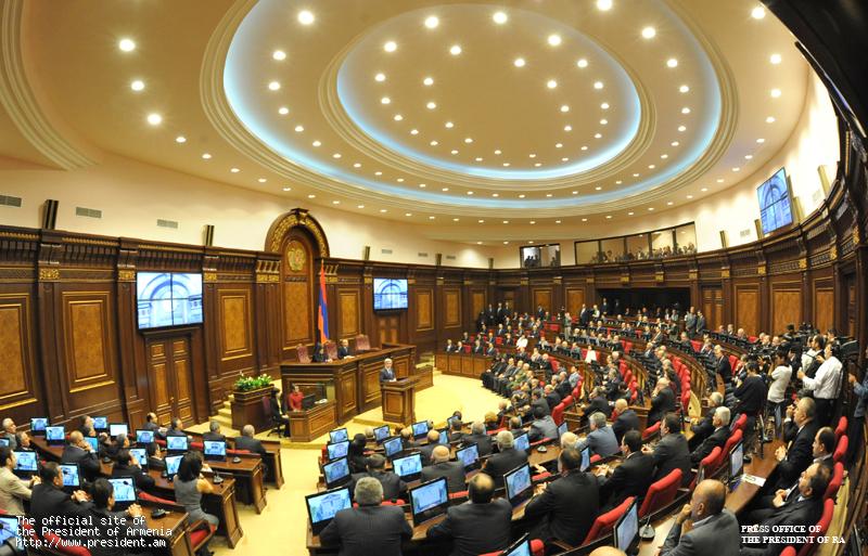 ԱԺ-ն շարունակում է քննարկել կառավարության ծրագիրը