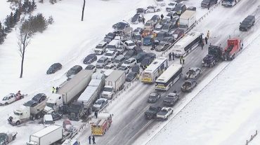 Կանադայում մոտ 100 մեքենայի մասնակցությամբ վթար է տեղի ունեցել