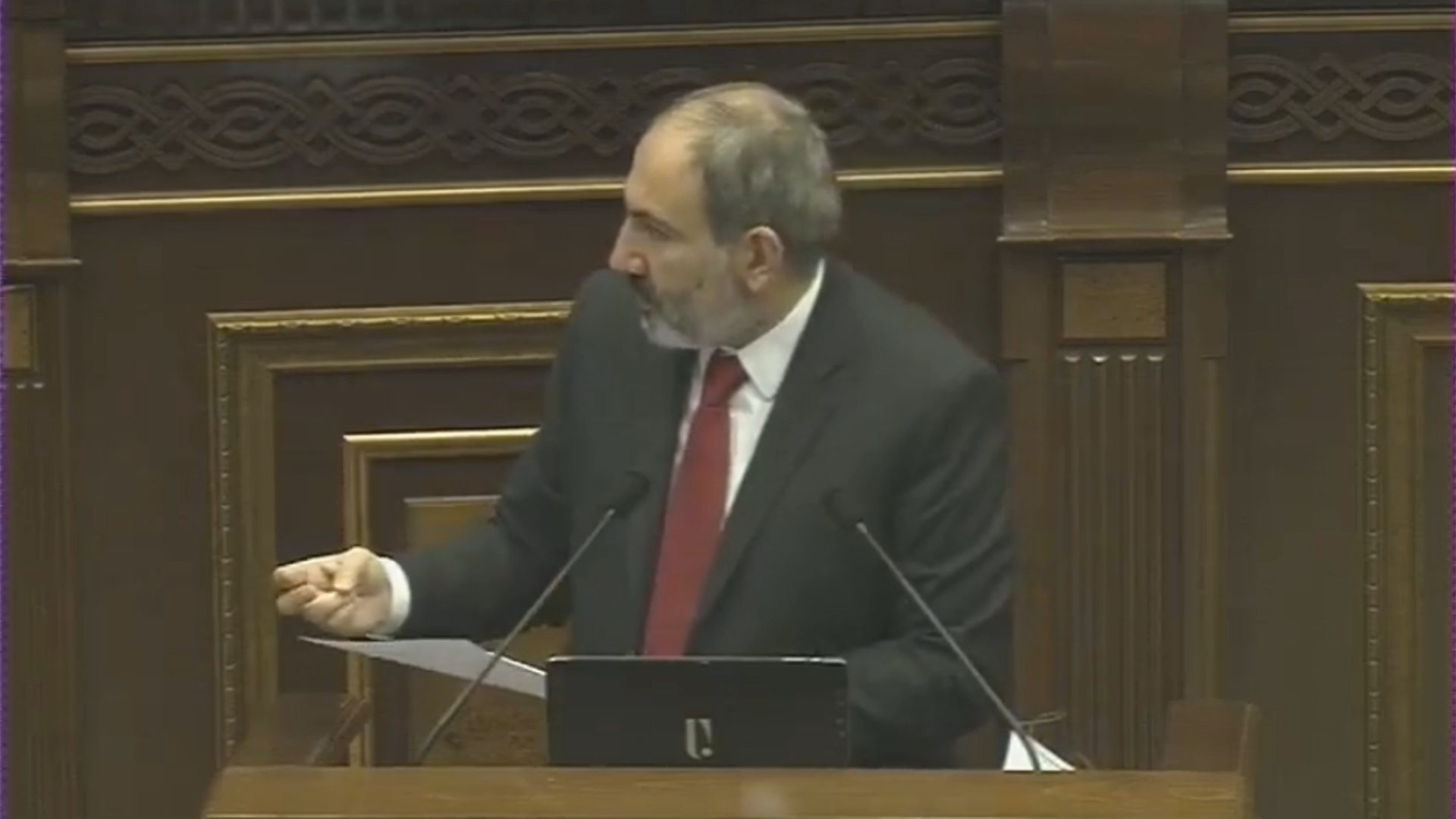 Վարչապետը՝ մեղրի արտահանման մոնոպոլիայի մասին