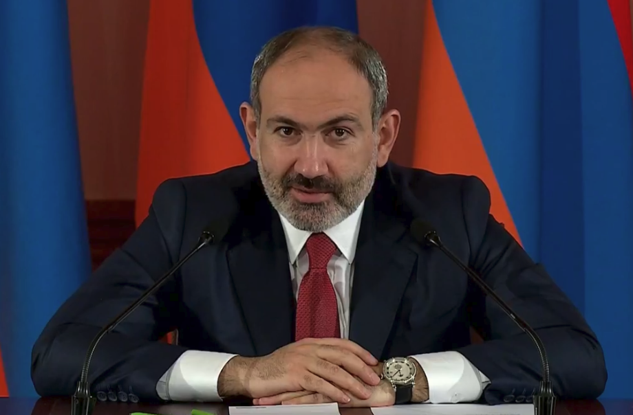 Միլիոնավոր դոլարների ապրանք բաց թողնող պաշտոնյան ստանում է 160 հազար դրամ. Փաշինյան