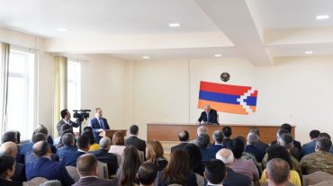 Բակո Սահակյանը քննարկել է Շուշիի շրջանի զարգացմանը վերաբերող հարցեր