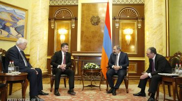 Փաշինյանն ընդունել է ԵԱՀԿ գործող նախագահ, Սլովակիայի ԱԳ նախարար Միրոսլավ Լայչակին