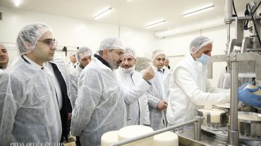 Վարչապետը ներկա է գտնվել պանրի և կաթնամթերքի այլ տեսակների գործարանի բացման արարողությանը