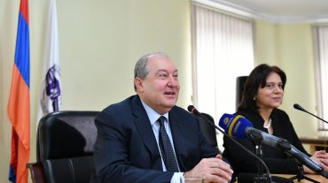Շարունակենք այնպես, որ 2019-ը լինի հայ կնոջ, հայ մոր և հայ աղջկա տարի. նախագահը շնորհավորել է Կանանց տոնի առթիվ