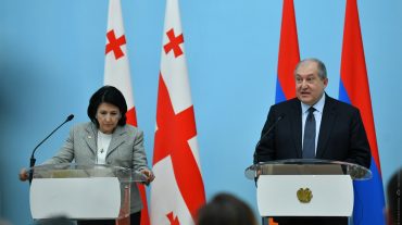 ՀՀ նախագահը Վրաստանի նախագահի հետ հանդիպման ժամանակ Արցախի հակամարտության վերաբերյալ շեշտադրումներ է արել