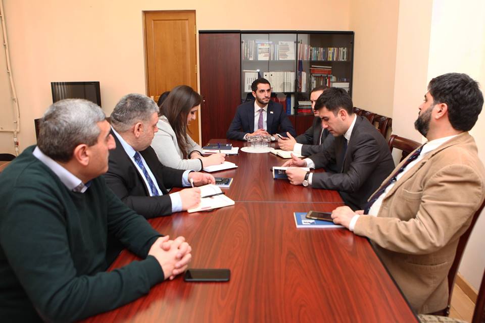 ԱԺ արտաքին հարաբերությունների մշտական հանձնաժողովի անդամները և Նիդեռլանդներում ՀՀ դեսպանը կարևորել են երկրների միջև երկխոսության խթանումը