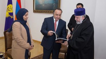 Կաթողիկոսն ընդունել է ԱՄԷ դեսպանին