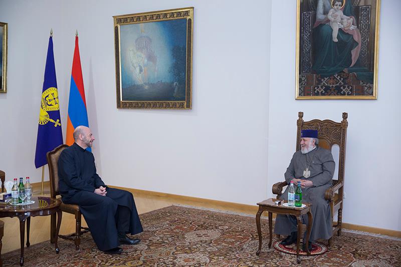 Գարեգին Երկրորդն ընդունել է ԱՄՆ Հայոց արևելյան թեմի առաջնորդին