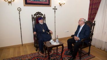 Կաթողիկոսն ընդունել է ՀԲԸՄ նախագահին