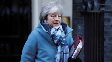 Թերեզա Մեյի՝ Brexit-ի հարցով վարած քաղաքականության պատճառով կառավարության 3 անդամներ հրաժարական են տվել