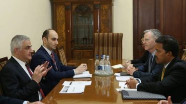 ԱԶԲ-ն ձգտում է դառնալ գիտելիքի բանկ և փորձագիտական աջակցություն ցուցաբերել գործընկերներին. Մհեր Գրիգորյանն ընդունել է ԱԶԲ-ի պատվիրակությանը