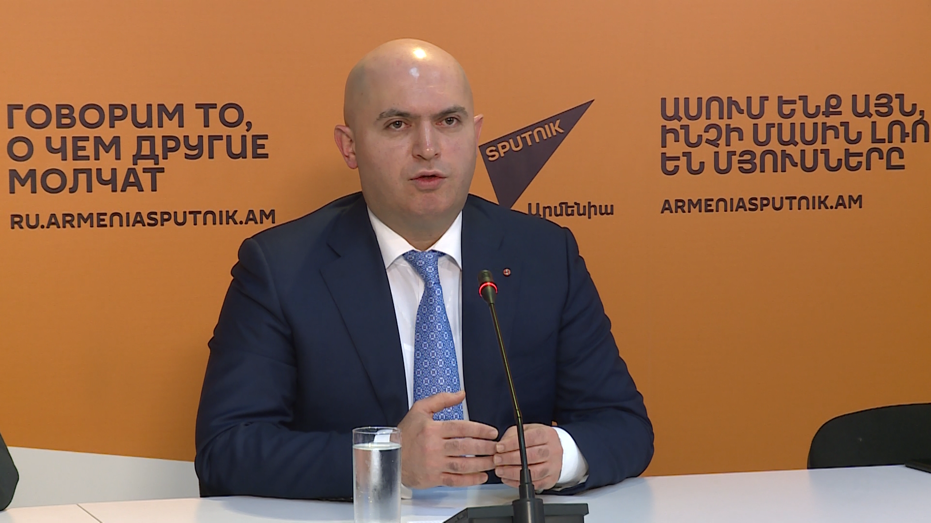Այս չհիմնավորված լավատեսության հիմքում հայ հասարակությունը չգիտի, թե ինչ է ընկած. Աշոտյանը՝ իշխանությունների վարած քաղաքականության մասին
