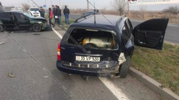 Երևան-Արմավիր ավտոճանապարհին Opel-ներ են բախվել. կան տուժածներ