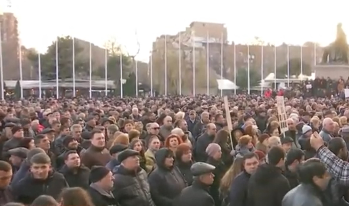 Մարտի 1-ի իրադարձությունների զոհերի հիշատակին նվիրված երթը մեկնարկում է