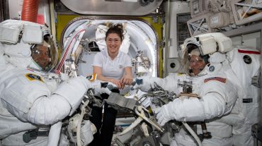 NASA-ն հետաձգել է առաջին անգամ միայն կանանց մասնակցությամբ բաց տիեզերք դուրս գալու թռիչքը