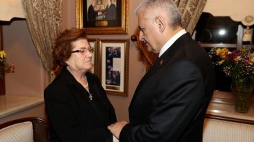 Բինալի Յըլդըրըմն ընդունել է Մեսրոպ արք. Մութաֆյանի մորը՝ Մարի Մութաֆյանին