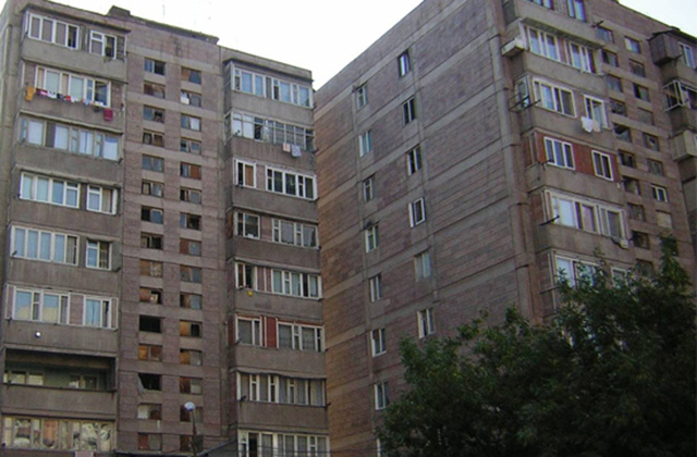 Ողբերգական դեպք Երևանում. տղամարդը 3-րդ հարկից ընկել է և տեղում մահացել