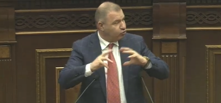 Ցեմենտի հարցը քննարկել եք ոչ բոլոր արտադրողների հետ․ հարց է առաջանում՝ ո՞ւմ շահերն է սա սպասարկում․ Մելքումյան