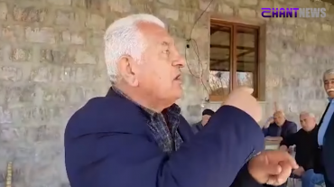 Րոպեներ անց Զարթոնք համայնքի ղեկավարը հայտարարությամբ հանդես կգա