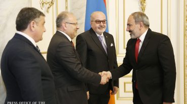 Վարչապետն ընդունել է ՀՄԸՄ կենտրոնական վարչության անդամներին