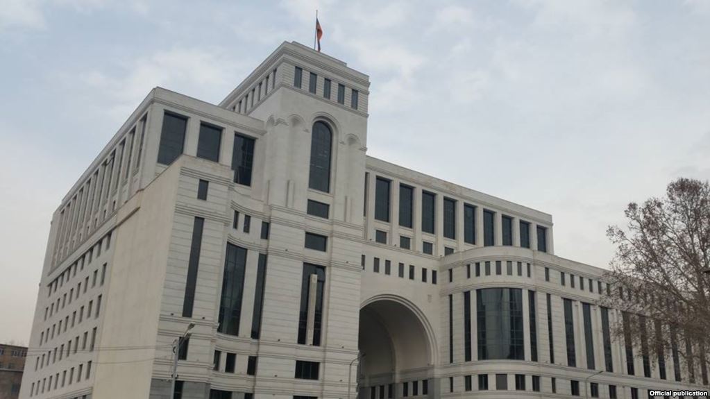 Մի շարք դեսպաններ հրաժարական կտան․ «Փաստ»