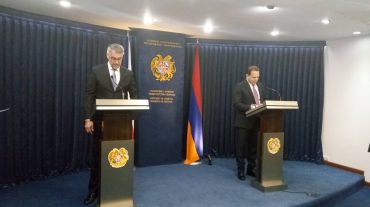 Չեխիան «Դանա» համակարգեր չի մատակարարել Ադրբեջանին, դրանք մատակարարվել են 3-րդ երկրների միջոցով. Չեխիայի ՊՆ ղեկավար