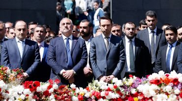 Լիոնի հայազգի քաղաքապետը հարգանքի տուրք է մատուցել Հայոց ցեղասպանության զոհերի հիշատակին