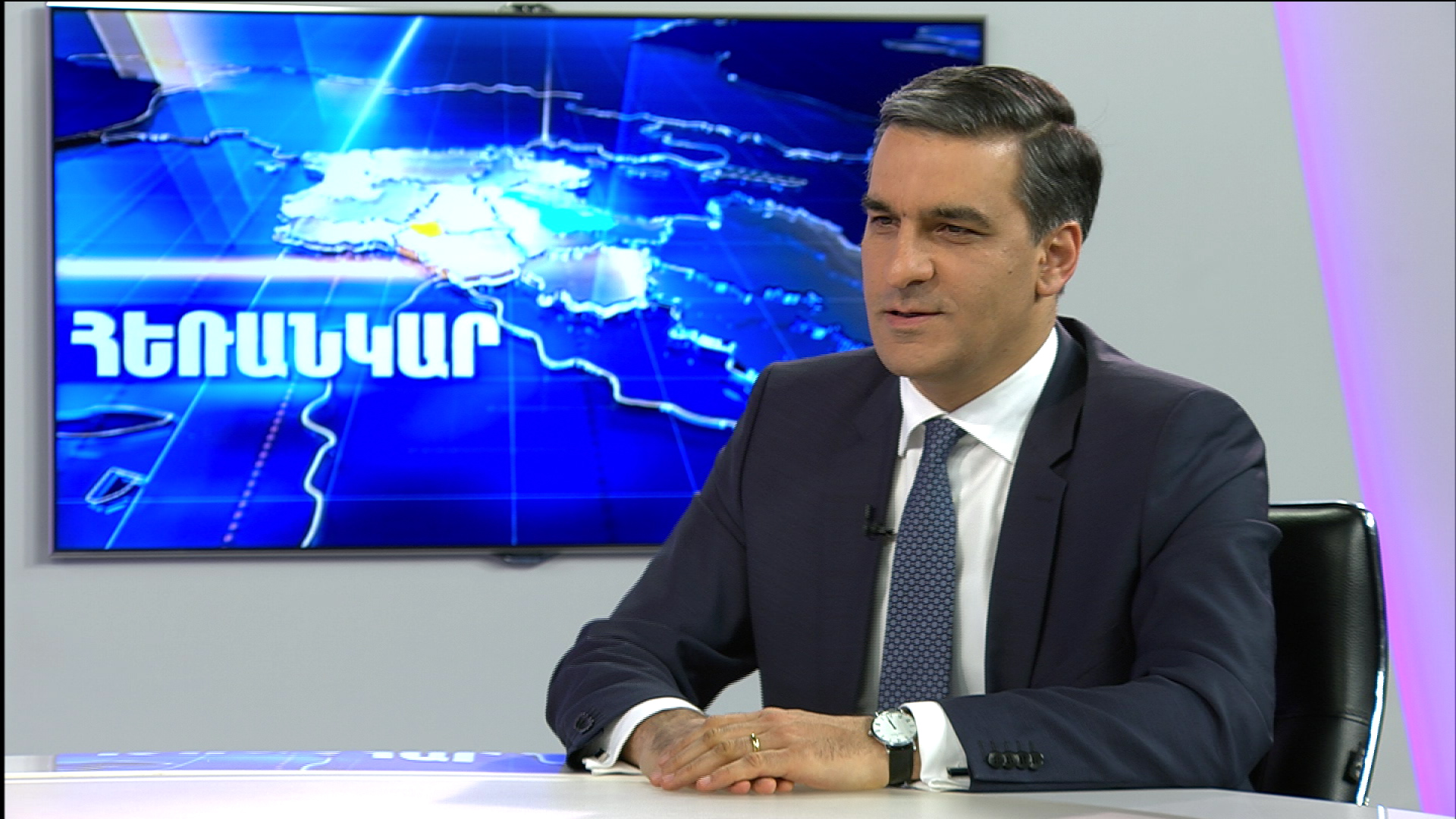 Արման Թաթոյան