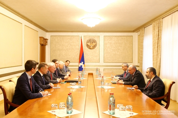 Բակո Սահակյանը ԵԱԿՀ ՄԽ համանախագահների հետ քննարկել է սահմանային իրավիճակը